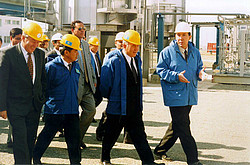 Визит Президента РК Назарбаева Н.А. на завод. Сентябрь 1997 г.